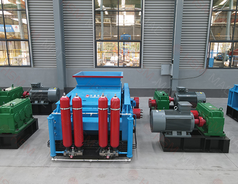 小型鵝卵石制砂機(jī) 