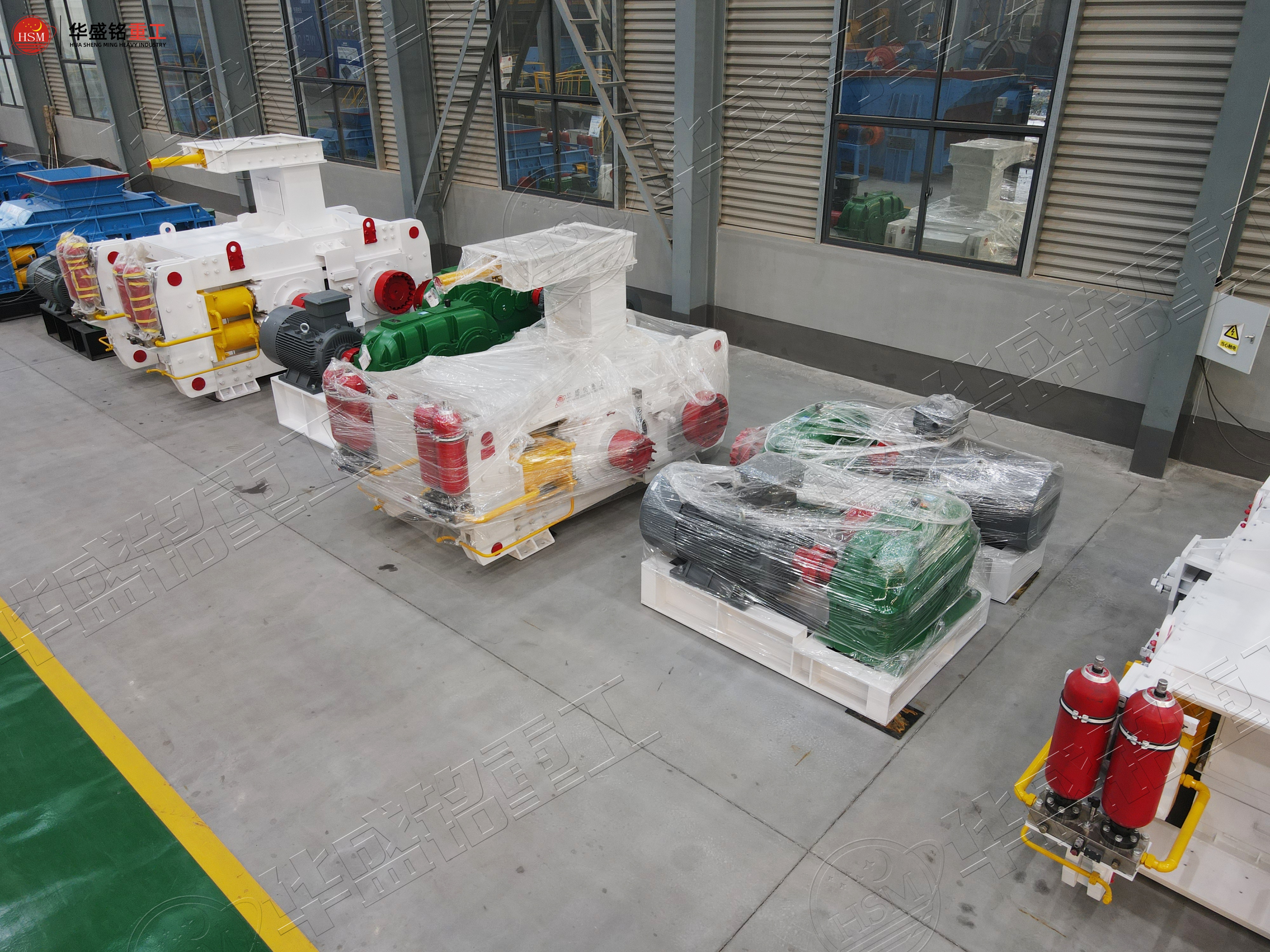 選礦提效就選鞏義華盛銘高壓輥磨機，穩(wěn)定可靠經(jīng)得起考驗